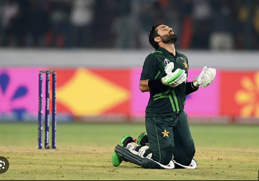 Has Mohammad Rizwan again started offering Namaz in the live match? Eden Gardens video viral?